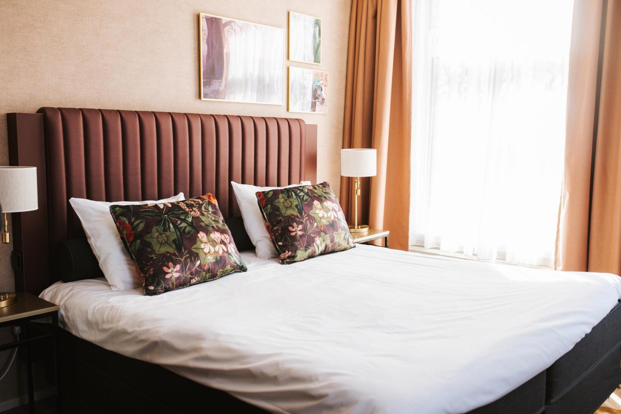 Hotel Wesseling 4*